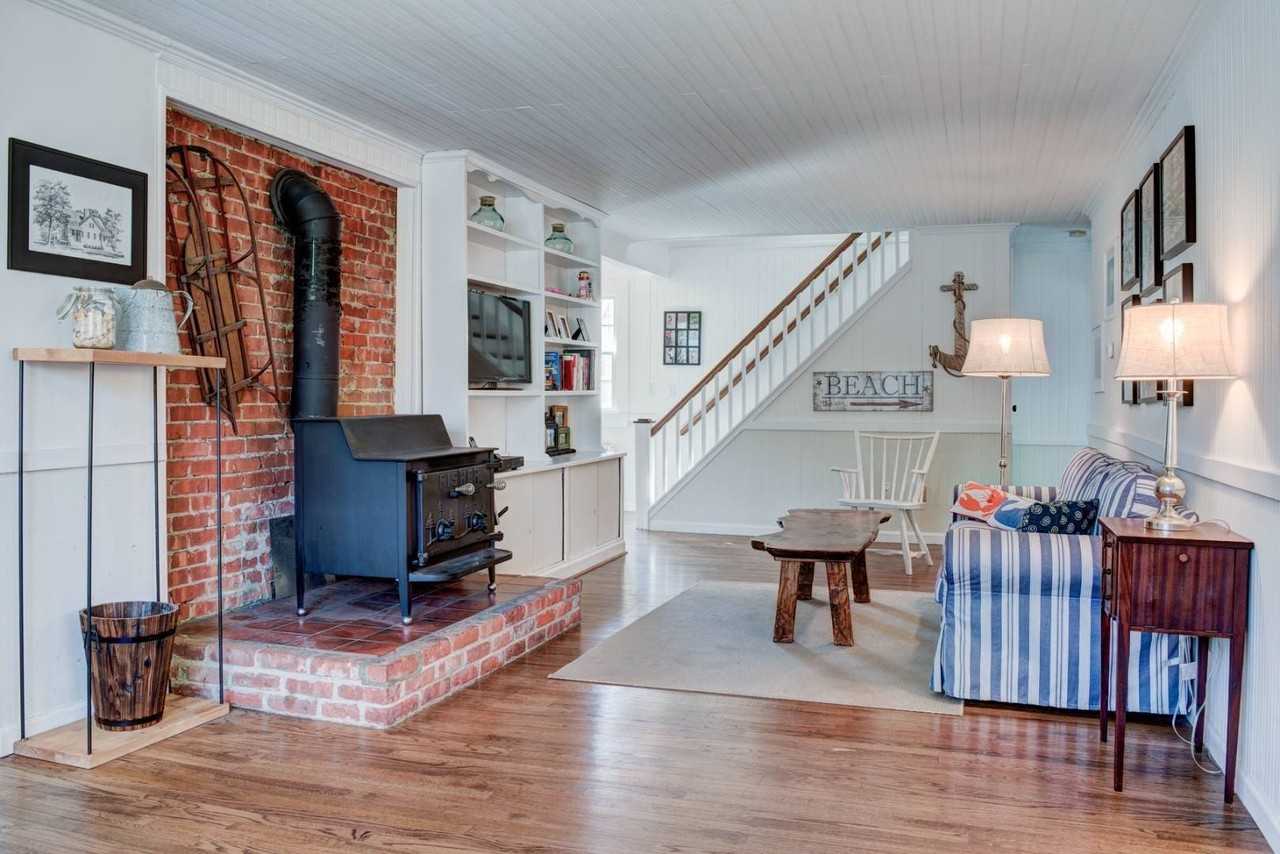 5650 N Bayview Rd - Photo 2 of 29