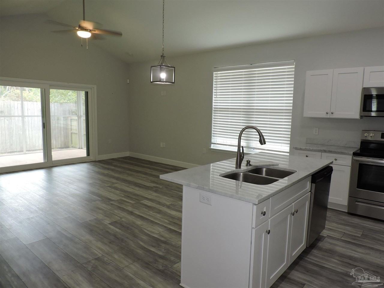5308 Cambria Dr - Photo 3 of 29
