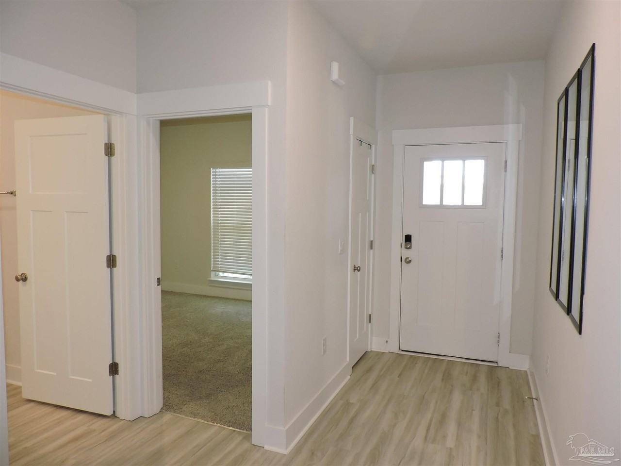 5851 Sargassum Ln - Photo 2 of 37
