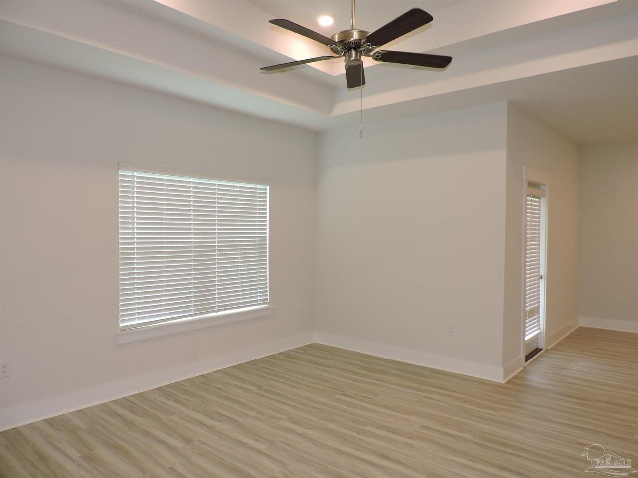 5851 Sargassum Ln - Photo 6 of 37