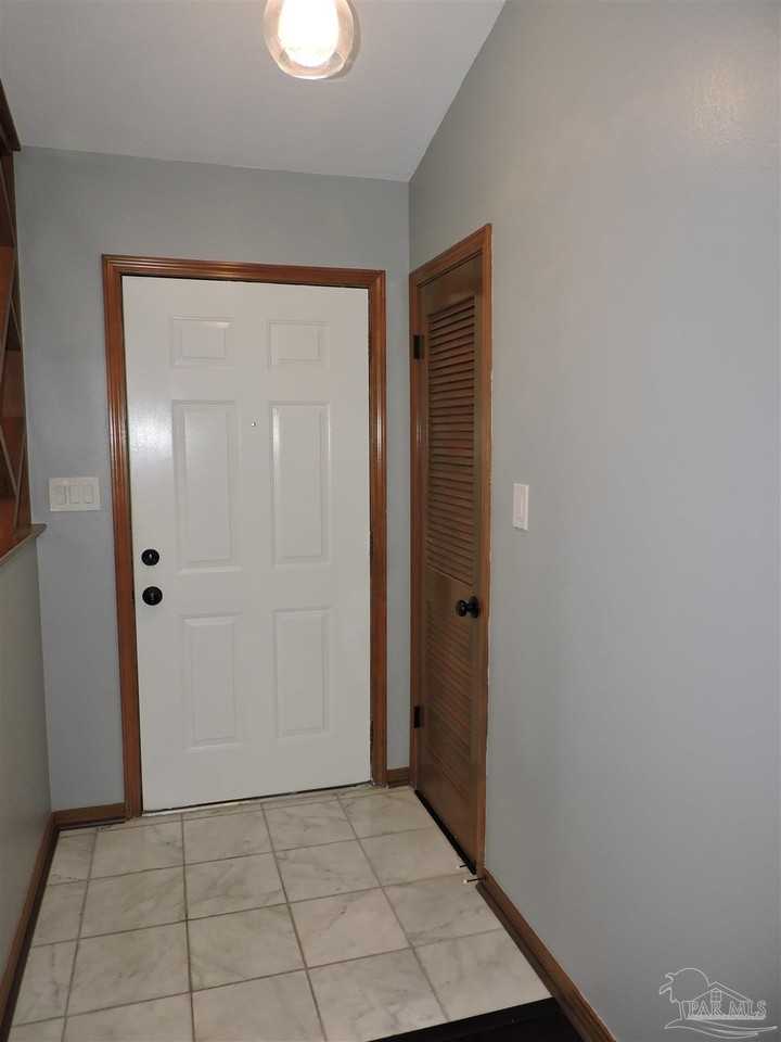 1270 Palisades Rd - Photo 3 of 25