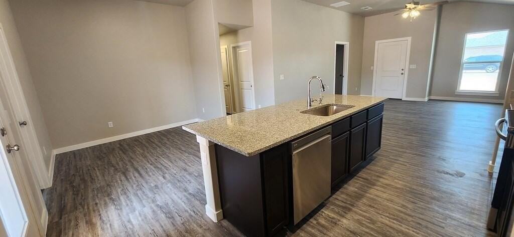 6821 Blue Sky St - Photo 5 of 28