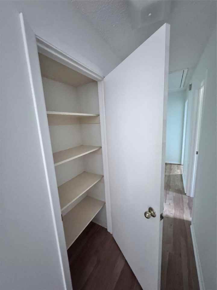 3709 Tom Green St - Photo 5 of 12