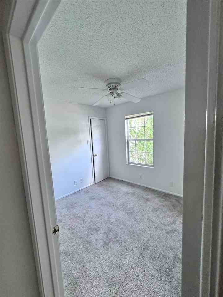 3709 Tom Green St - Photo 6 of 12