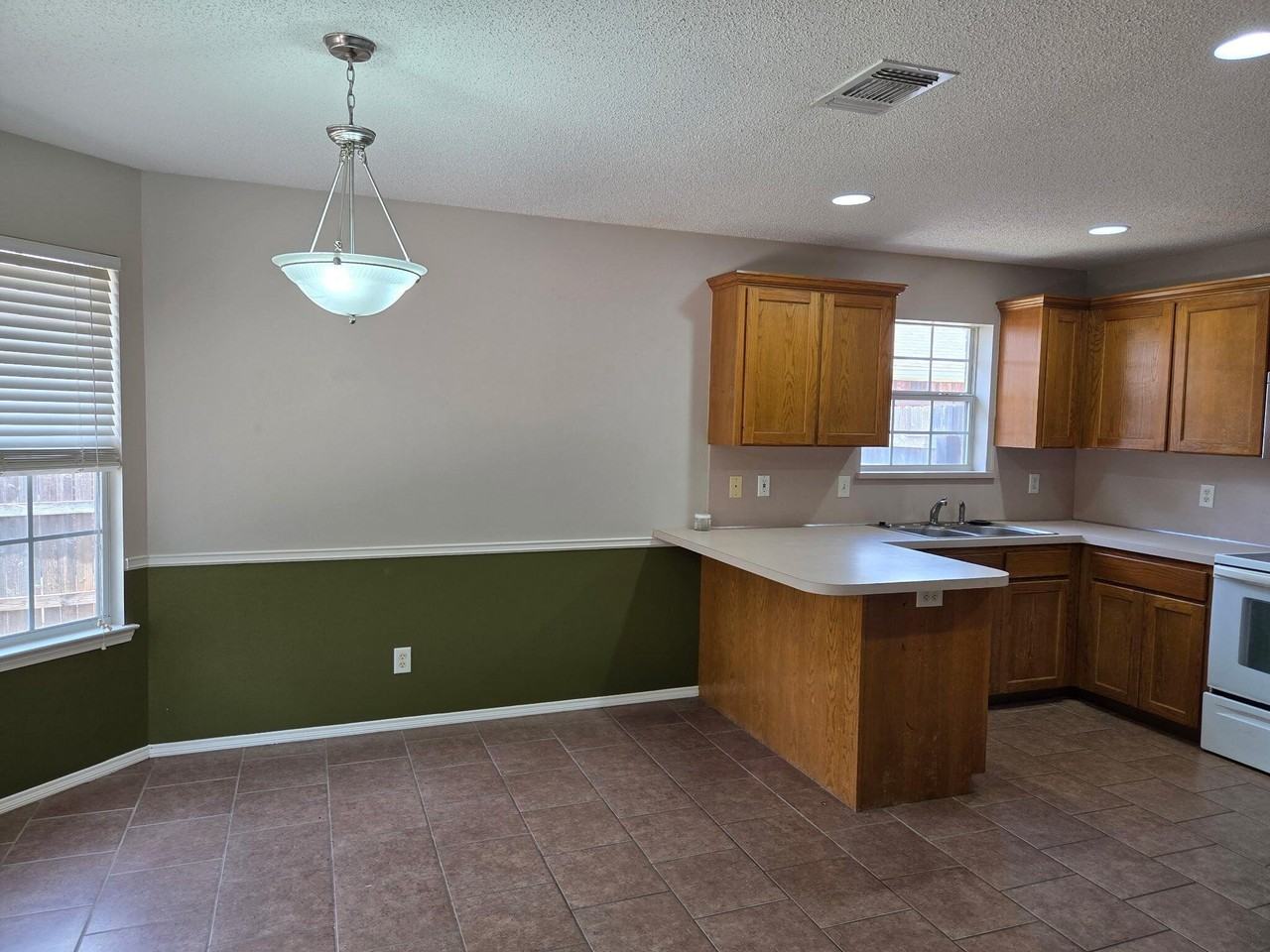 3617 Dominion Rdg - Photo 3 of 15