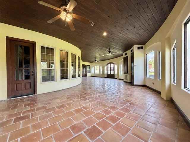 12410 Keith Rd - Photo 3 of 46