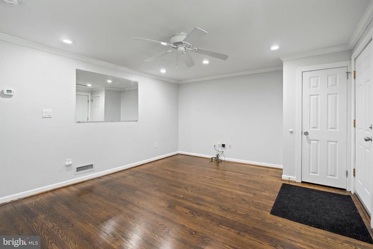 2802 Topaz Rd - Photo 3 of 26
