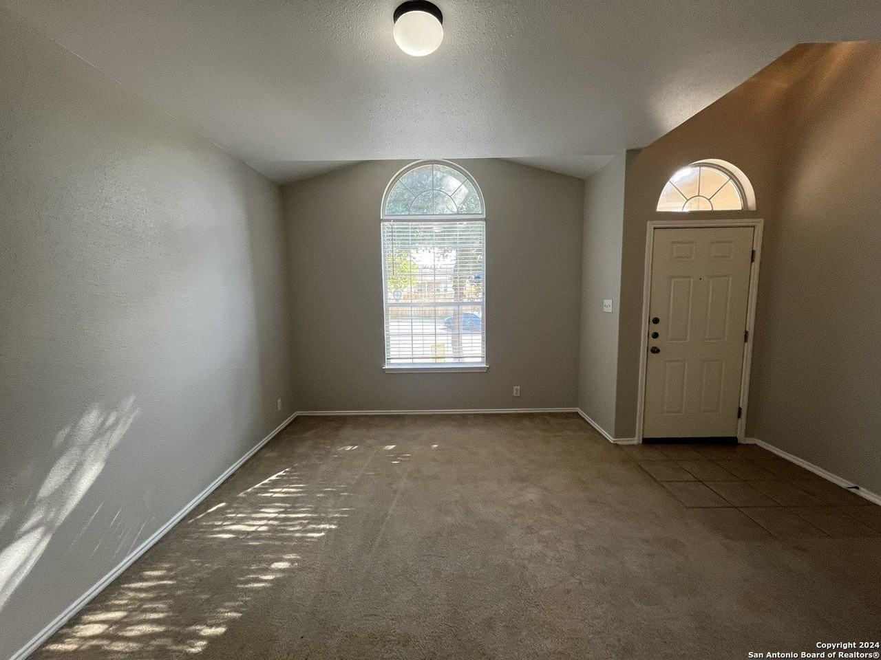 5302 Lowry Peterson - Photo 2 of 17