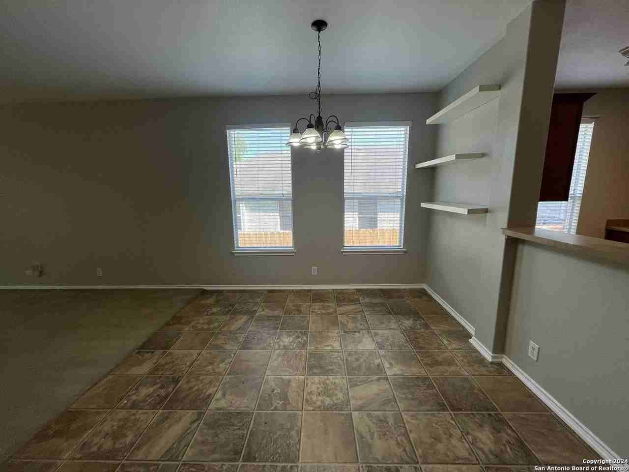 5302 Lowry Peterson - Photo 7 of 17