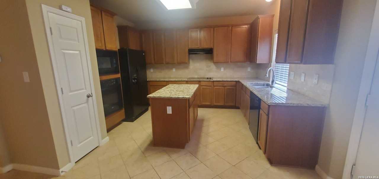 249 Nomad Ln - Photo 2 of 33
