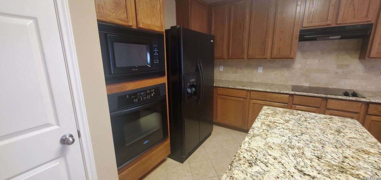 249 Nomad Ln - Photo 3 of 33