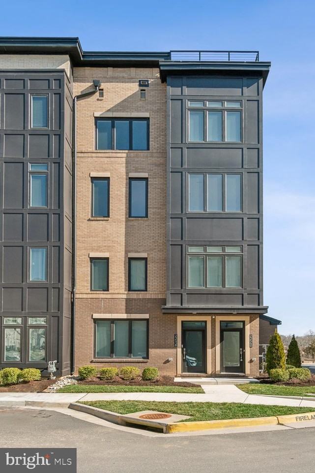 23540 Neersville Corner Ter - Photo 4 of 40
