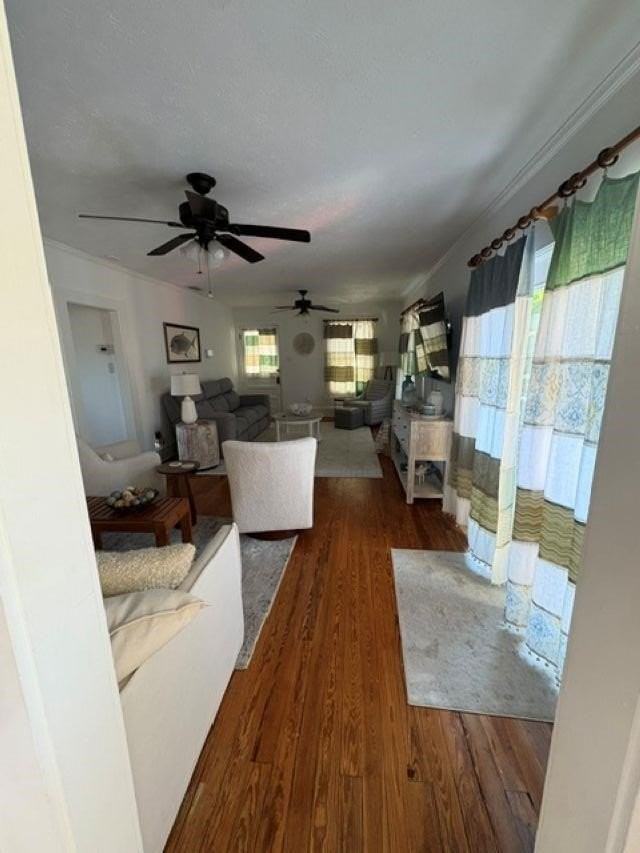 13 Clark St - Photo 5 of 48