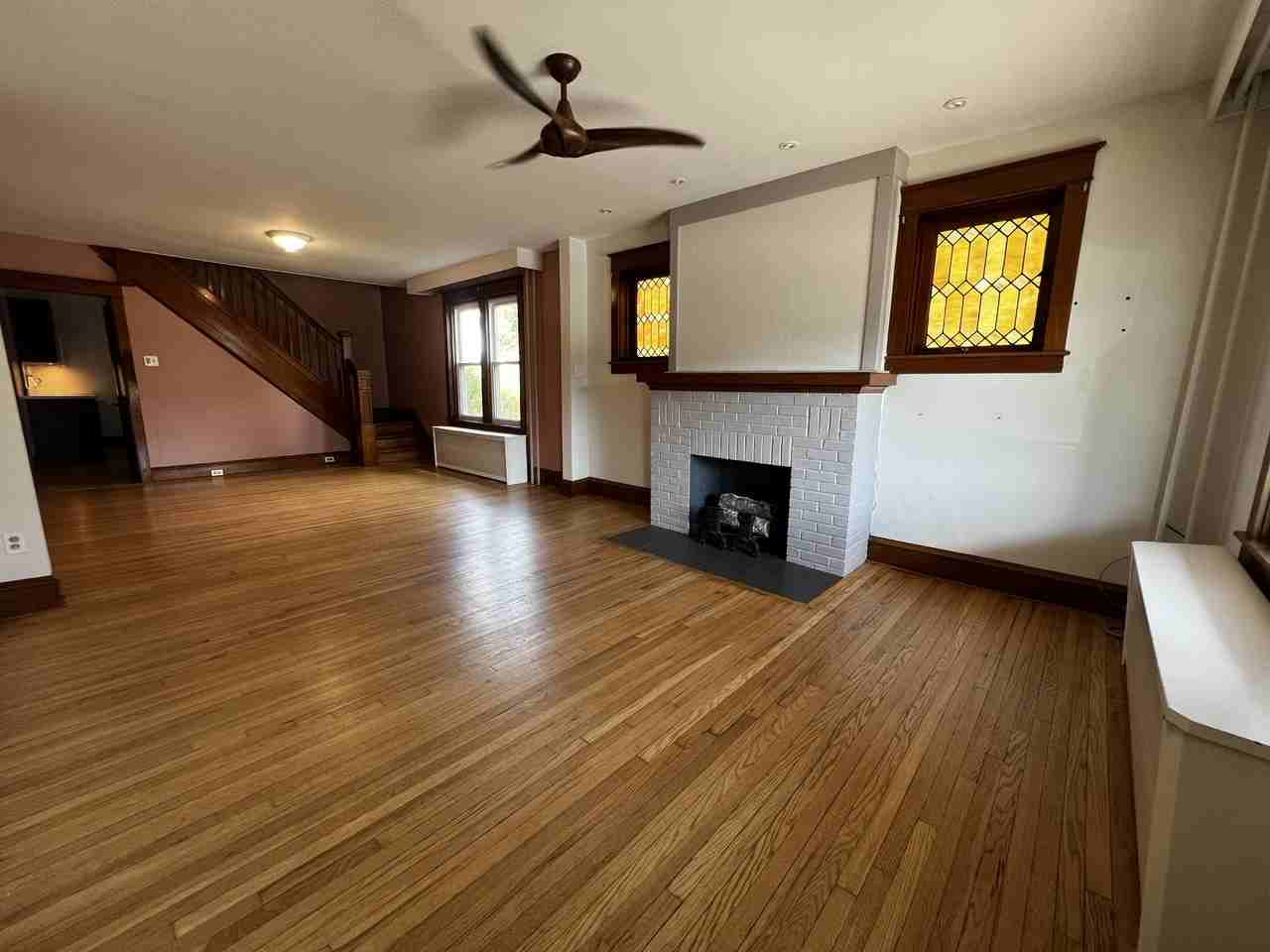 2123 Fairview St #1 - Photo 3 of 22