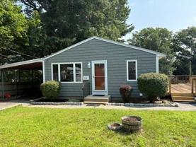 20 Colonial Rd - Photo 1 of 1