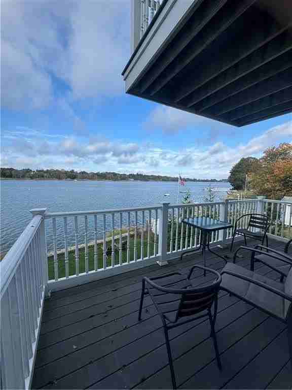 67 Lawrence Ct - Photo 7 of 34