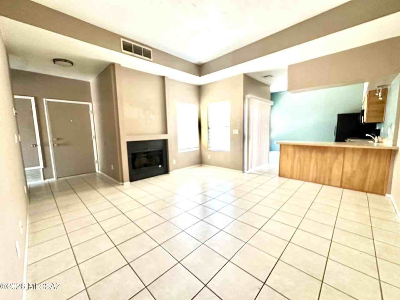 4453 W Pyracantha Dr - Photo 3 of 18