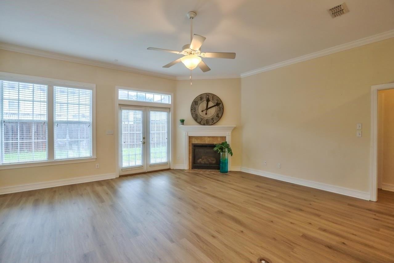 1661 Harbor Club Dr - Photo 7 of 32