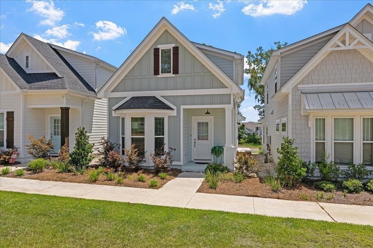 2844 Blue Blossom Trl - Photo 3 of 36