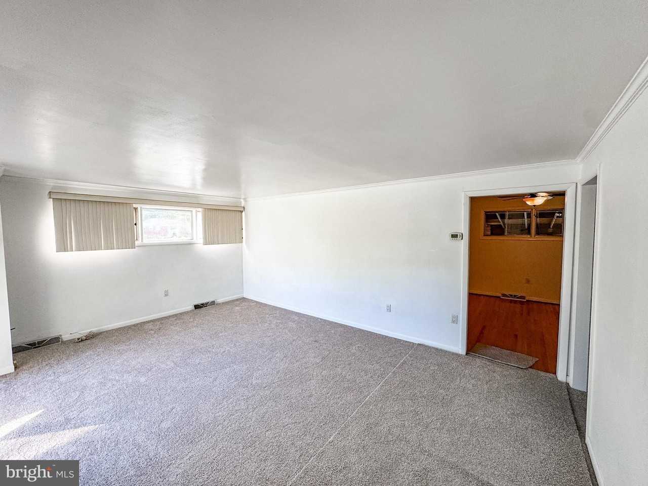 425 Marianna Dr - Photo 5 of 21