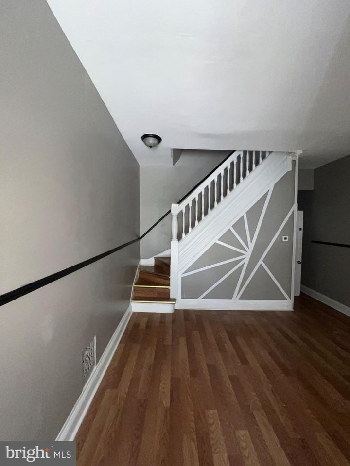 1902 W Fayette St - Photo 7 of 21