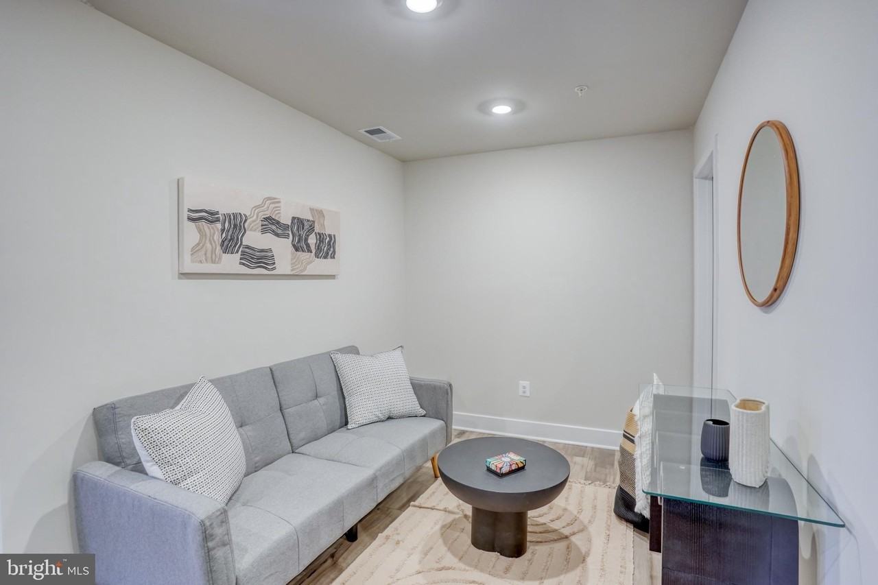 14304 Sinepuxent Ave #G - Photo 5 of 41