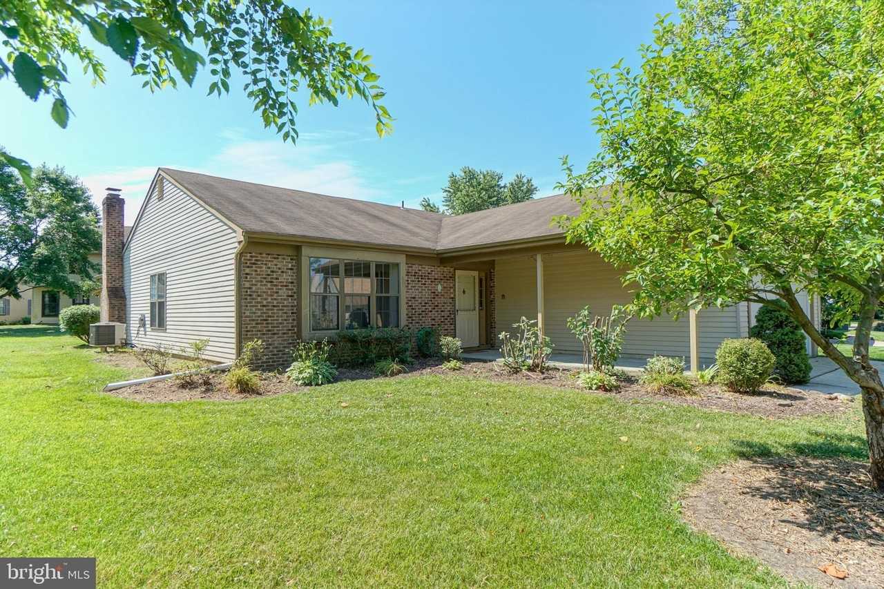 31 W Oleander Dr - Photo 2 of 18