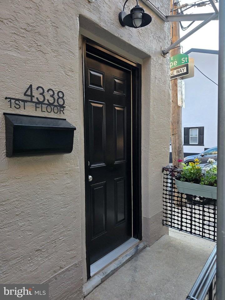 4338 Cresson St #1stFL - Photo 2 of 30