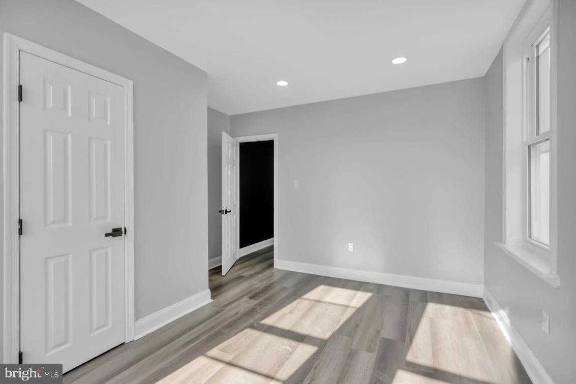 119 S Redfield St - Photo 5 of 12