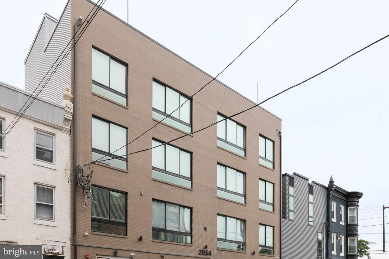 2054 N 2nd St #6 - Photo 3 of 27