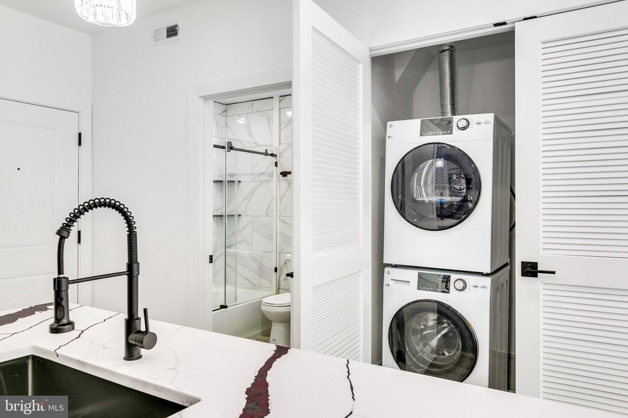 2054 N 2nd St #6 - Photo 6 of 27