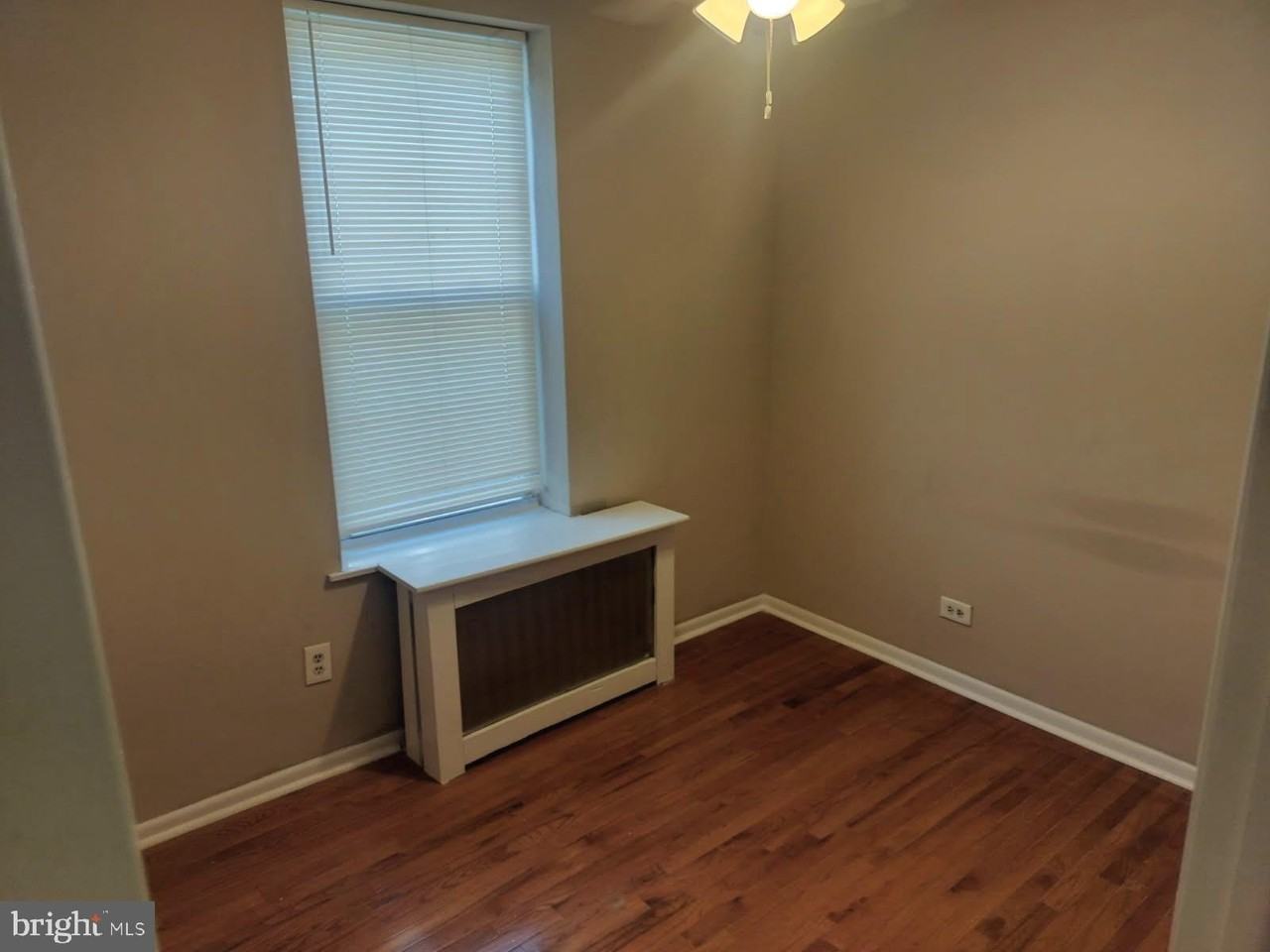 1622 E Passyunk Ave #2 - Photo 7 of 11