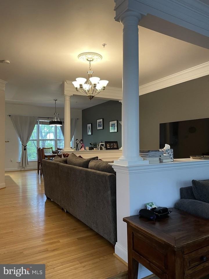 3826 Watkins Mill Dr - Photo 4 of 21