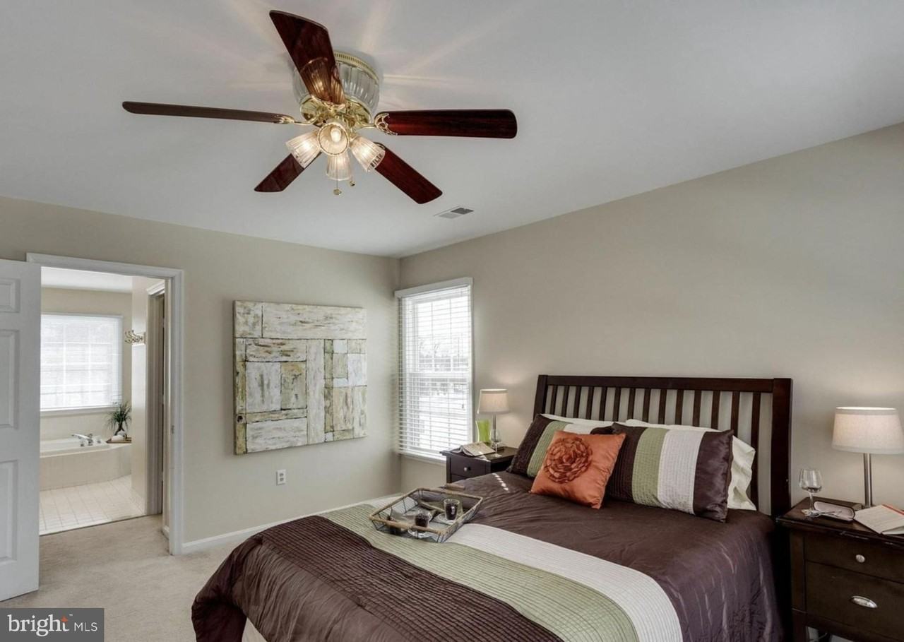 5511 Village Center Dr - Photo 5 of 12
