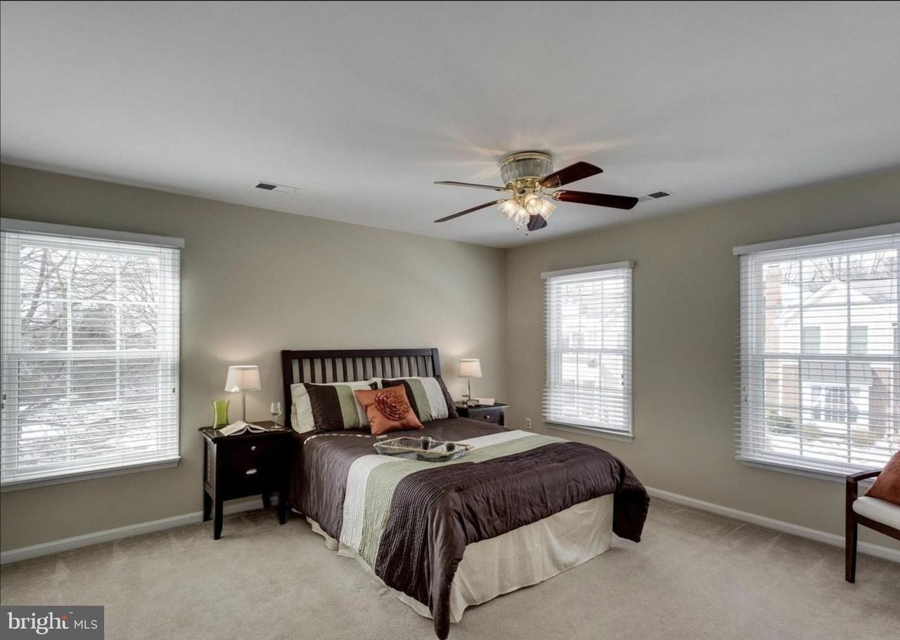 5511 Village Center Dr - Photo 6 of 12