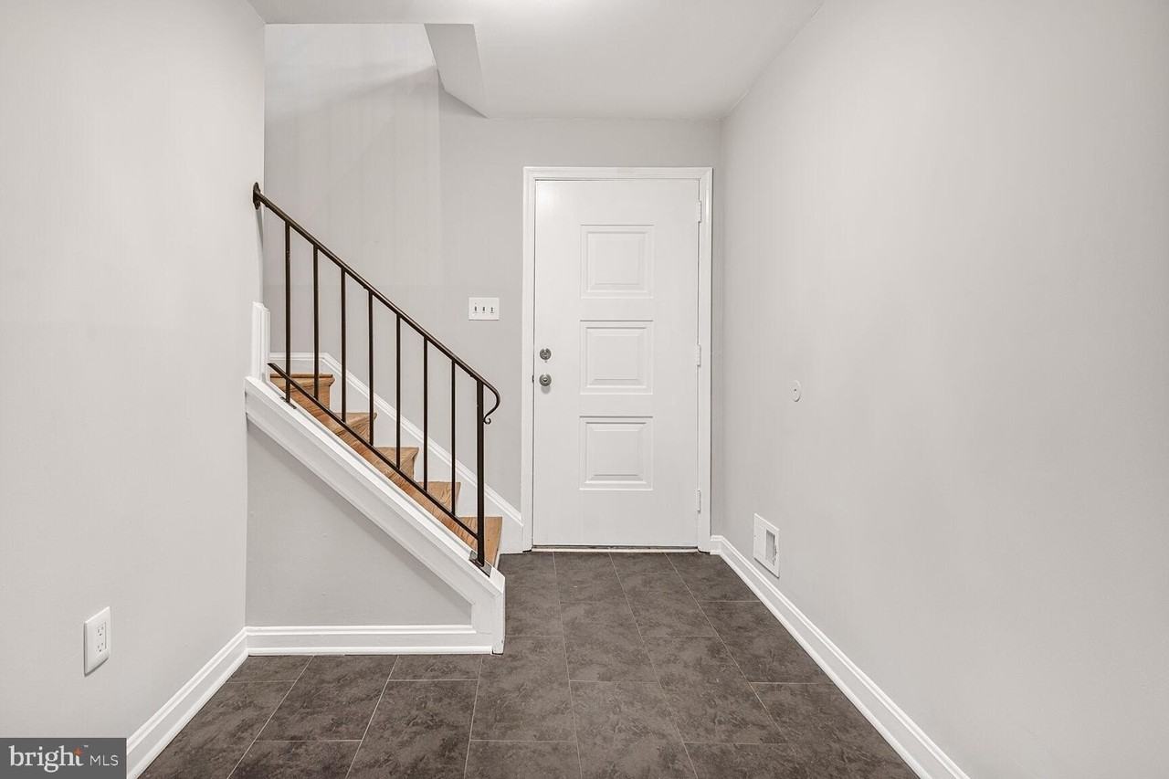 6141 Telegraph Rd - Photo 5 of 22