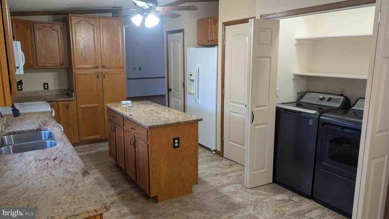 8167 Everona Rd - Photo 5 of 26
