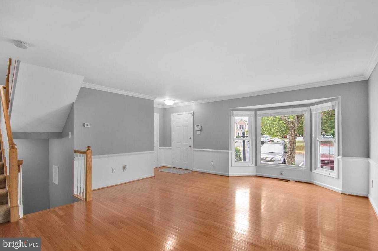 3610 Eagle Rock Ct - Photo 5 of 50