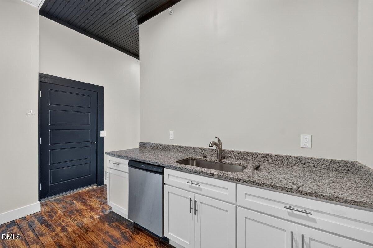 202 S Main St #213 - Photo 6 of 18