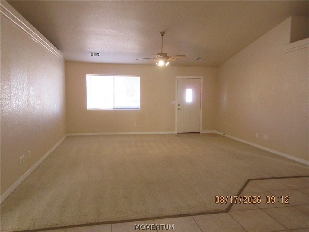 2986 N Stewart St - Photo 2 of 12