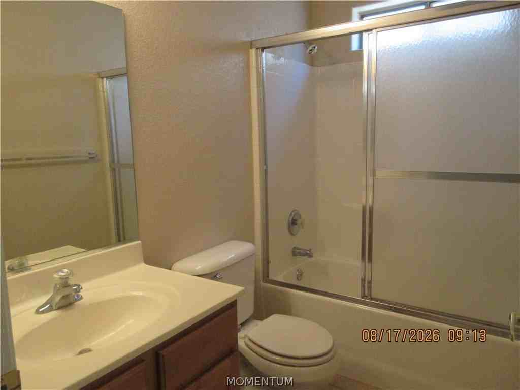 2986 N Stewart St - Photo 5 of 12