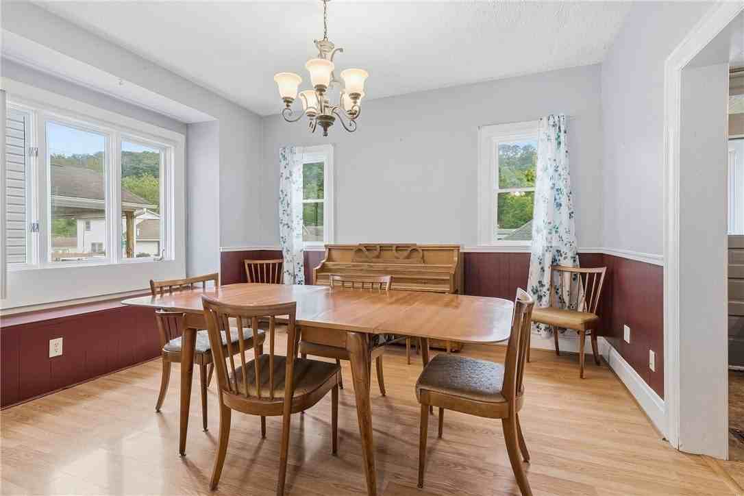 307 Ambridge Ave - Photo 6 of 24