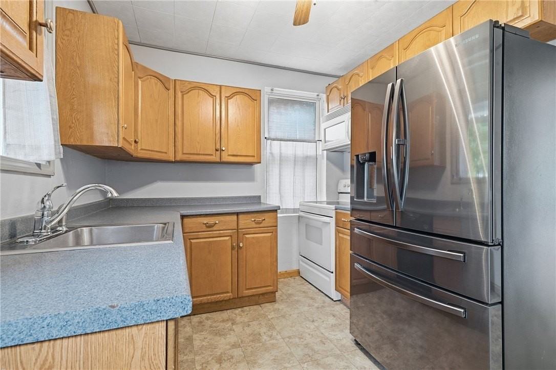 307 Ambridge Ave - Photo 7 of 24