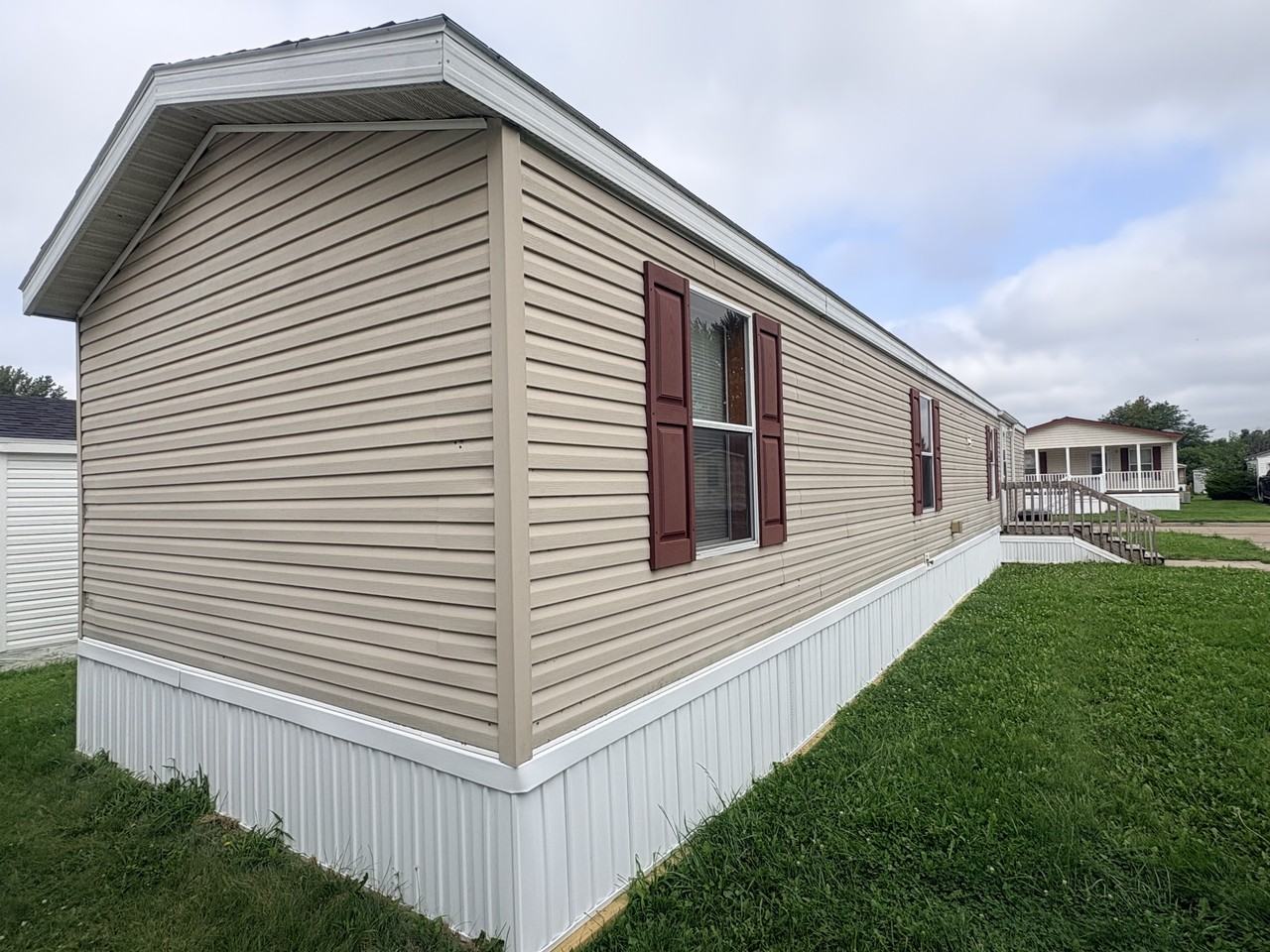319 Se Spring Park Dr #176 - Photo 4 of 22