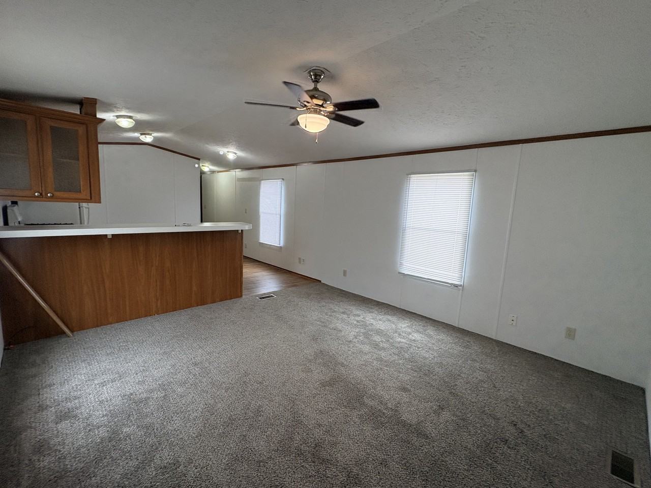 319 Se Spring Park Dr #176 - Photo 6 of 22