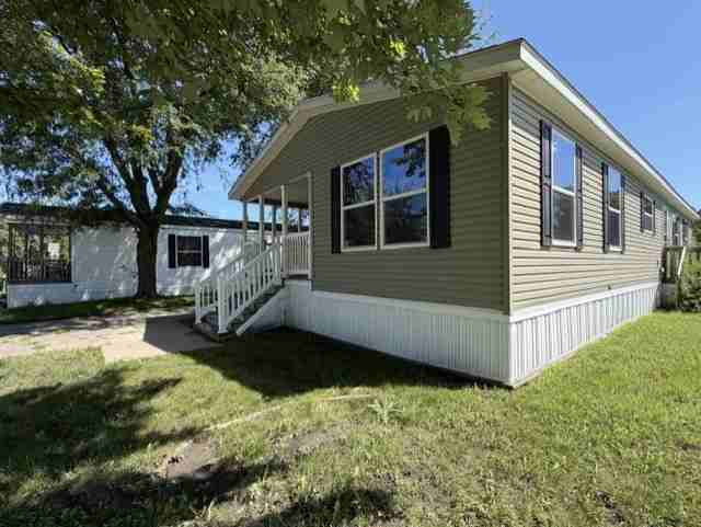 2231 Se Windover Dr #B16 - Photo 3 of 25