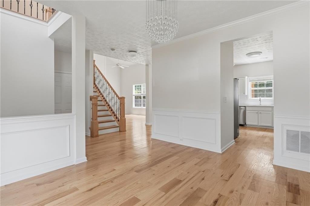 2123 Beacon Crest Dr - Photo 6 of 45