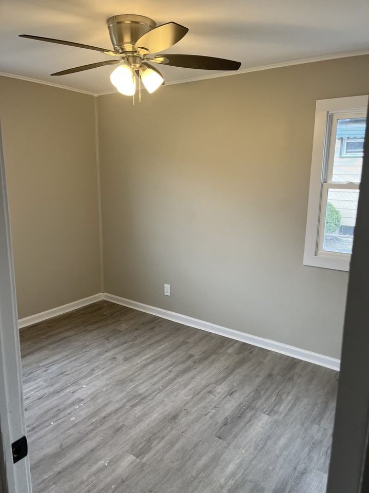 420 S Wheatland Ave #1 - Photo 6 of 10