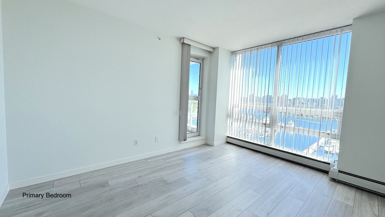 1201 Marinaside Crescent #1005 - Photo 6 of 28