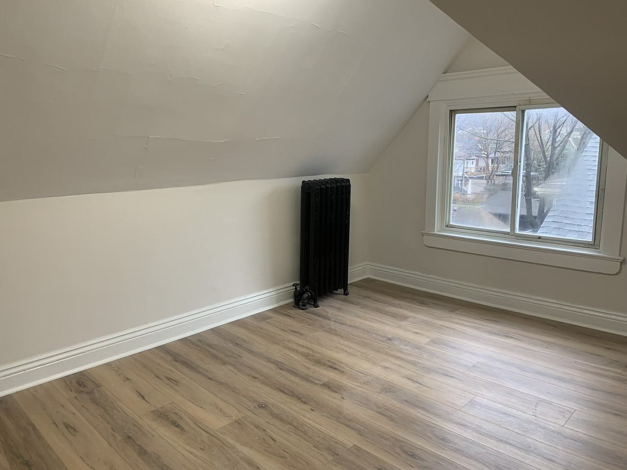 73 Melrose Ave S - Photo 6 of 12